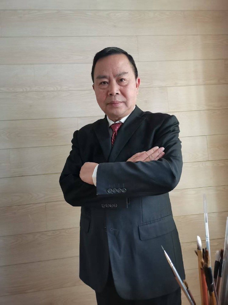 形象照2.jpg
