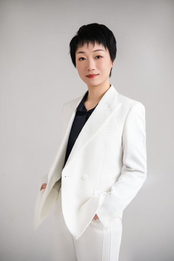 穆海燕3.jpg
